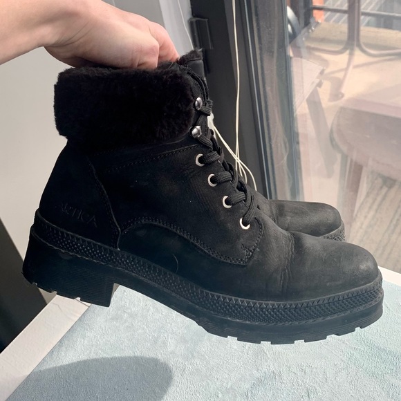 Artica Waterproof Winter Suede ankle boots - Picture 3 of 9